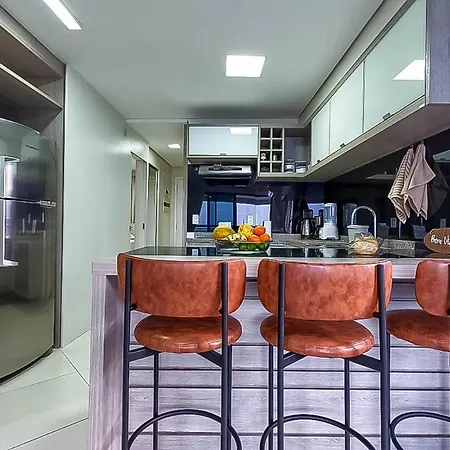 With Panoramic Oceanfront View Landscape Apartamento